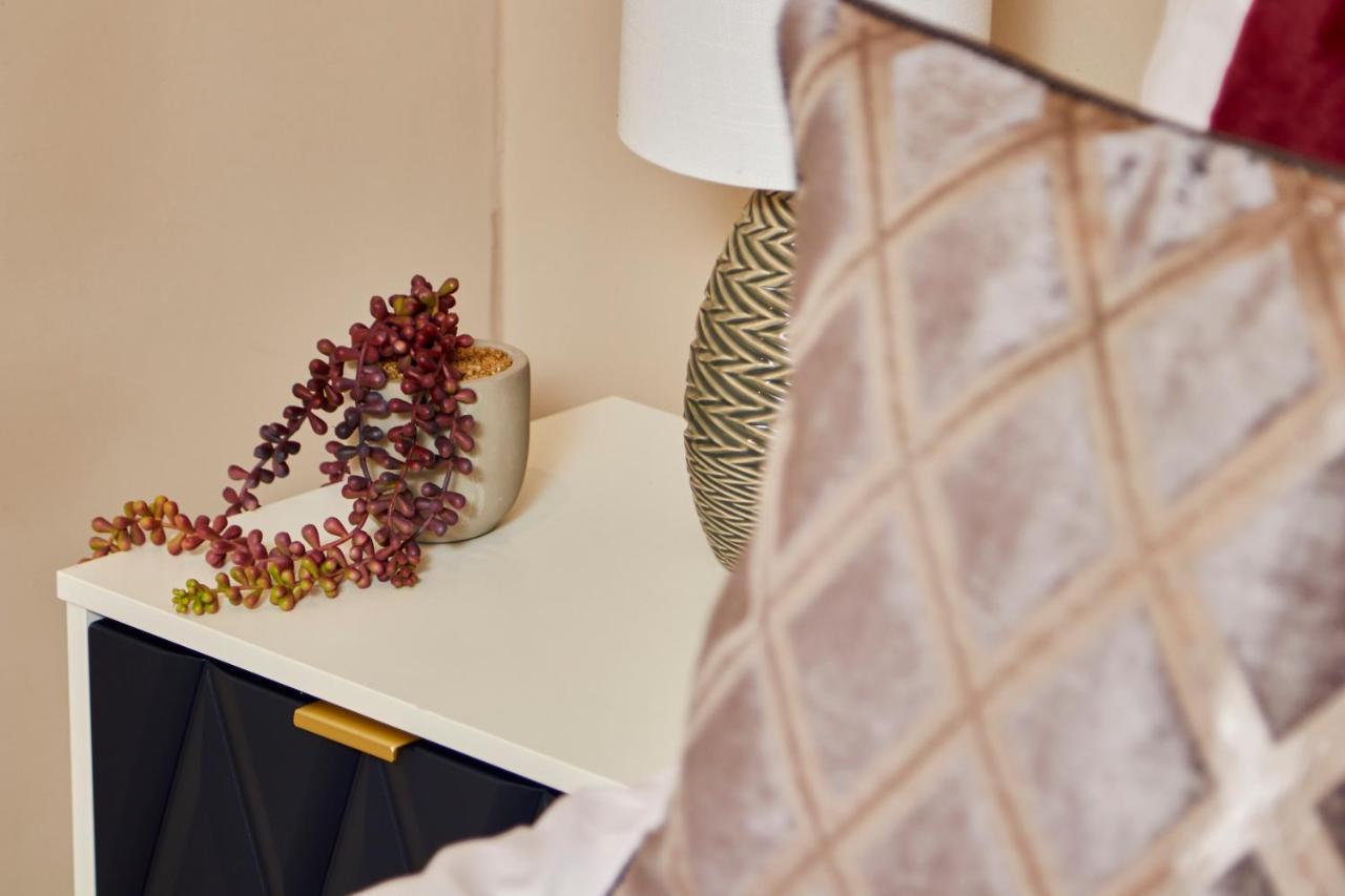 The Stunning Central Harrogate Abode - Sleeps 6 エクステリア 写真