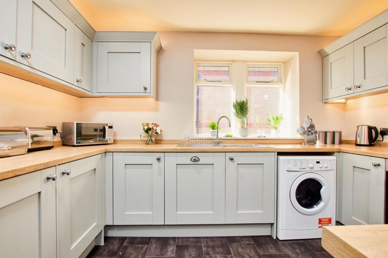 The Stunning Central Harrogate Abode - Sleeps 6 エクステリア 写真