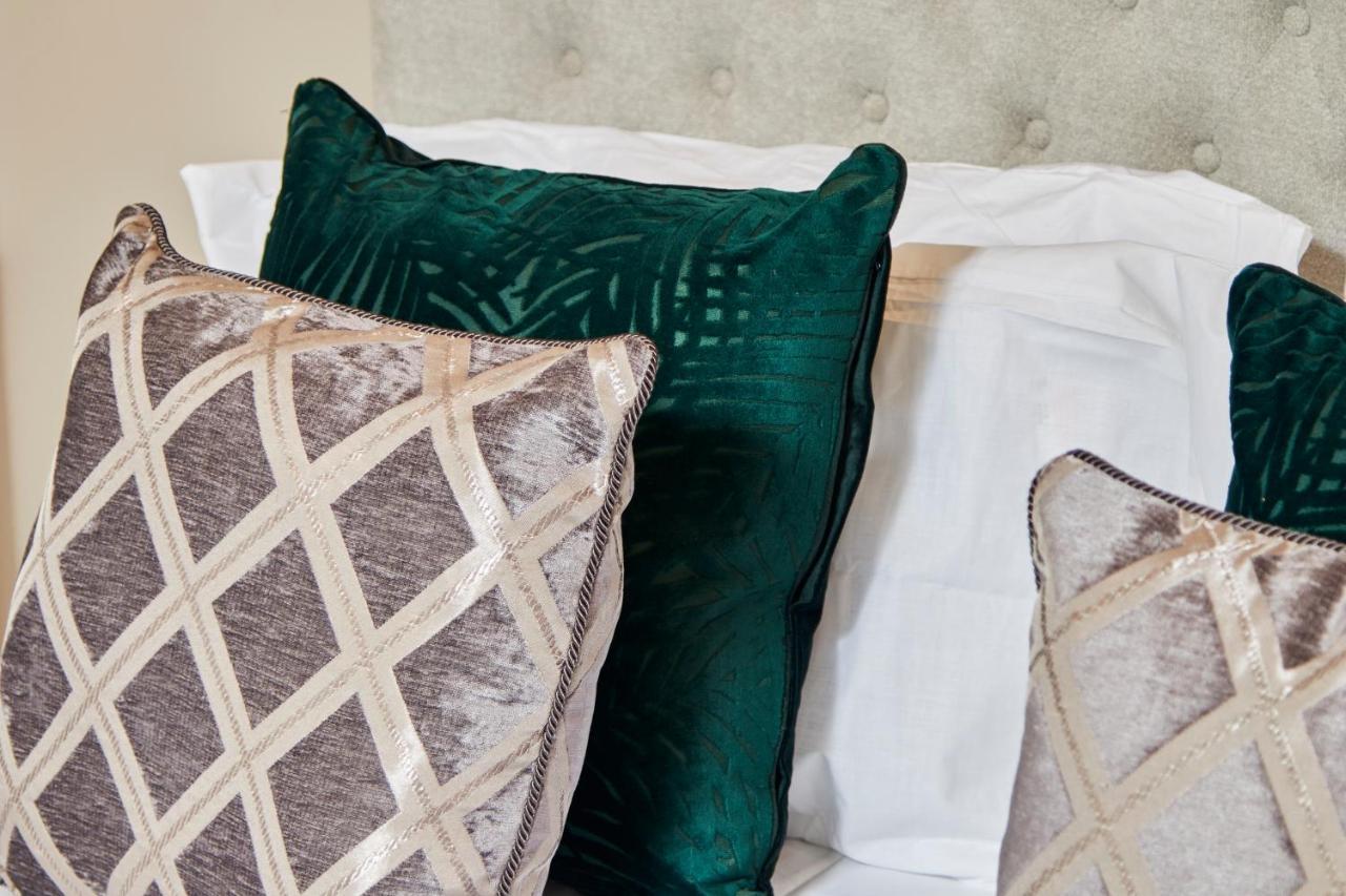 The Stunning Central Harrogate Abode - Sleeps 6 エクステリア 写真