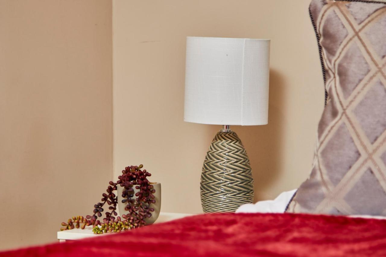 The Stunning Central Harrogate Abode - Sleeps 6 エクステリア 写真